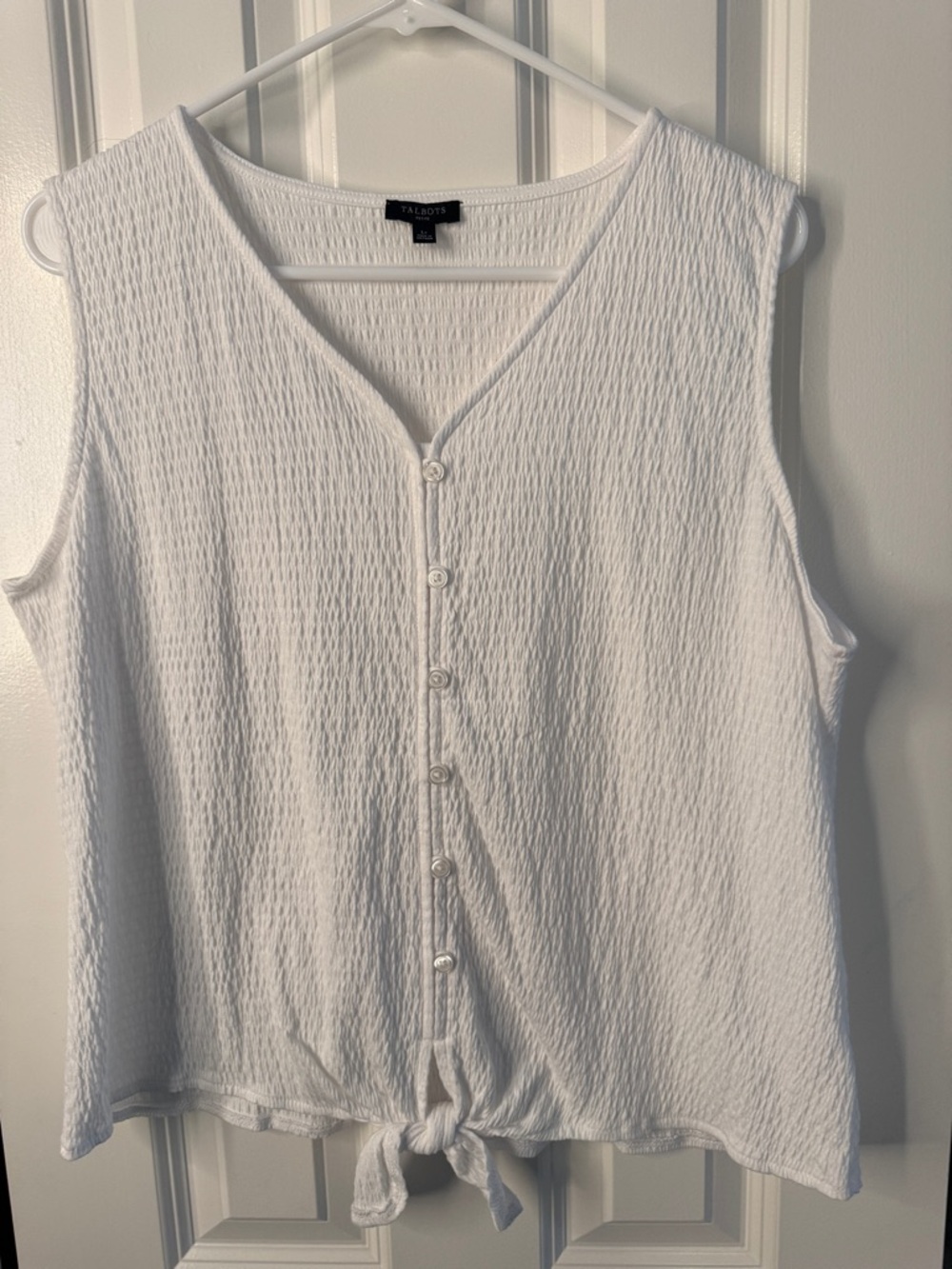 J Jill tie at the waist white sleeveless top